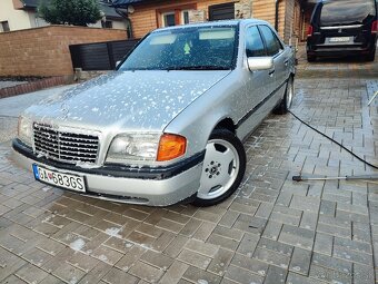 Mercedes W202 c 180 - 4