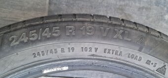 245/45 R19 102V zimne pneu Continental 4ks - 4
