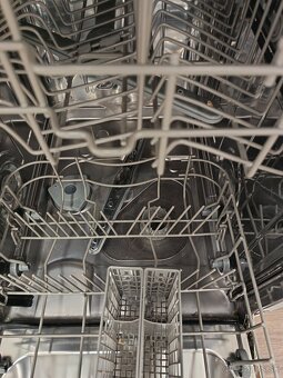 Umývačka riadu 45 vstavaná - 4