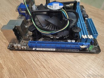 doska Asus P8H77-I + i5 2500K, mini-ITX, socket 1155 - 4