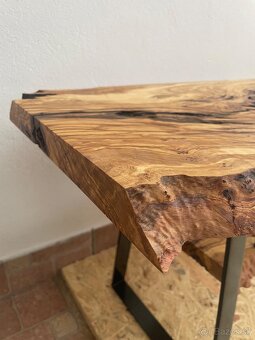 TV stolík z olivy - 4