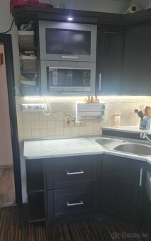 Kuchynská linka - 4