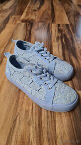 2x detská obuv, veľ. 31 - 4