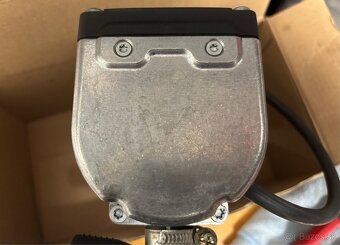 Eberspacher prihrev D5WZ Mercedes - 4