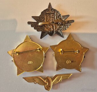 Predam stare Železničné odznaky. - 4