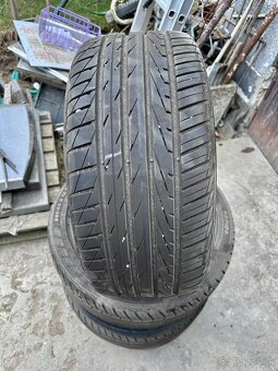Paxaro 245/40 R18 - 4