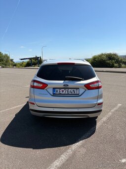 Ford Mondeo Mk5 - 4