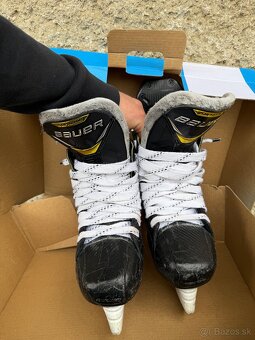BAUER SUPREME 3S PRO (7 fit2) - 4
