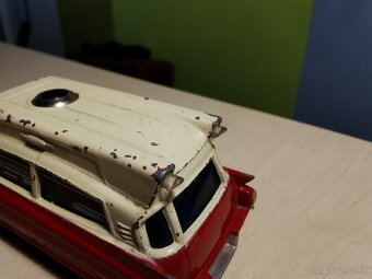Corgi toys Ambulancia 2 - 4