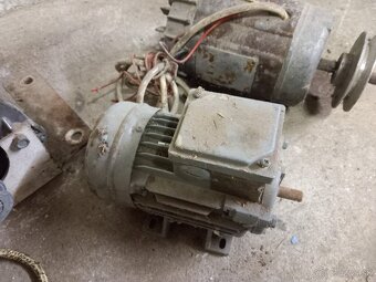 Motory 2ks 220v, prackove silne - 4