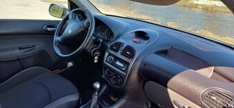 Peugeot 206 - 4