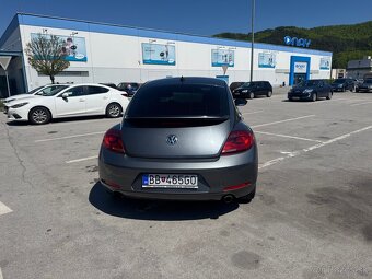 Volkswagen Beetle - 4