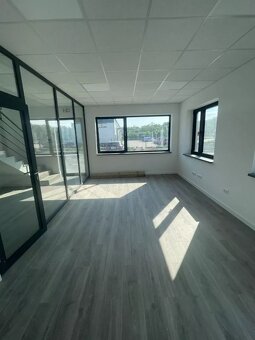Administratívno - skladový priestor - 4