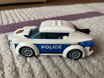 LEGO CITY 60239 - 4
