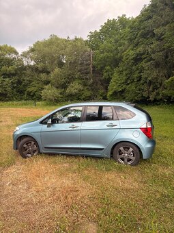 Honda FRV -6 miestna - 4