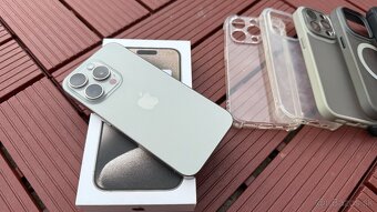 Vymenim iPhone 15 Pro 256gb Natural - Alza - 90% bateria - 4