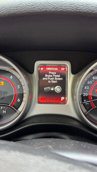 Fiat Freemont 4x4 2.0 MJET 125 kW 2014 – na opravu - 4