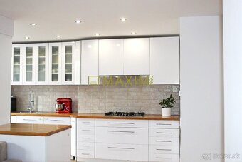 Kompletne zrekonštruovaný 3 izbový byt na Sokolskej ulici v  - 4