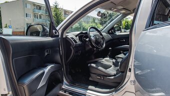 SUV 4x4 - CITROEN C-CROSSER 2.2HDi (160k) EXCLUSIVE o DPH - 4