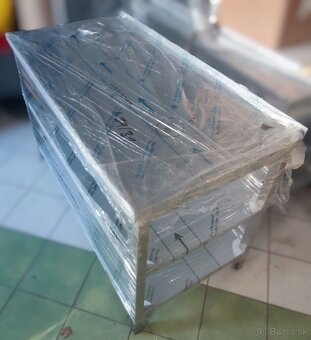 Kuchynské gastro stôl, rozrábkový, stoly s policou - 4