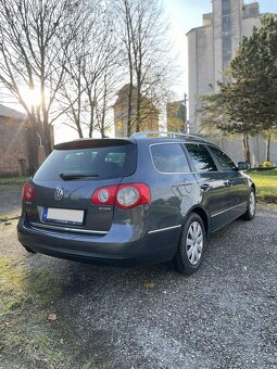 Volkswagen Passat Variant 2.0 tdi CR Highline 4motion - SK - 4