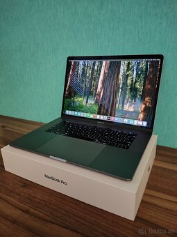 MacBook Pro 2018 | i7 • 16GB • 256GB SSD - 4