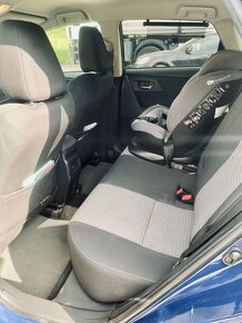 Toyota Auris 1.6 Valvematic 132k (97kW) benzín (2018) - 4