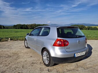 Golf 5 1.6 - 4