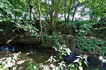 Na predaj stavebný pozemok v obci Prašník, vzdialený 14km od - 4