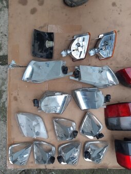 Peugeot světla ,blinkry aj . - 4