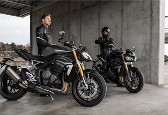 TRIUMPH SPEED TRIPLE 1200 RS - 4