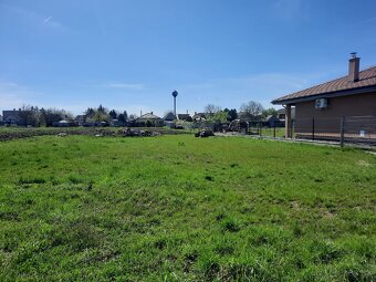 Pozemok 800 m2 Hriadky - 4