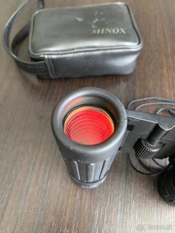 Kompaktný binokulár MINOX 8x25 Field 7° - 4