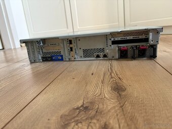 Server HP DL80 Gen9 - 4