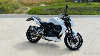 Kawasaki Z750 - 4