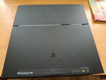Playstation 4 - 4