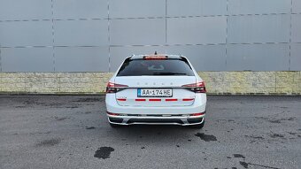 Škoda Superb Combi 2.0 TDI Scout 4x4 DSG - 4