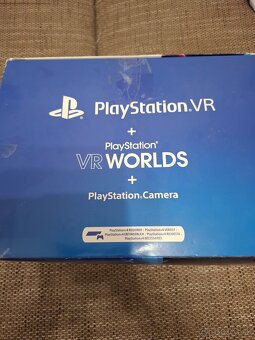 PS4 Slim 1TB + VR okuliare - 4