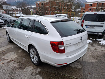 ŠKODA SUPERB COMBI 1,6 TDi 77kW 2013 - 4