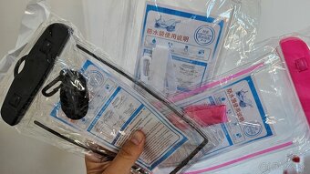 Vodeodolný obal na mobil - 4