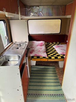 Predam obytny prives-karavan - 4