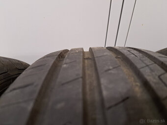 Predám pneu Goodyear EFFICIENTGRIP PERFORMANCE 205/60 R16 - 4