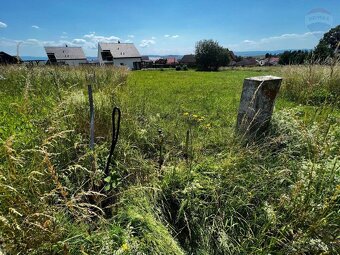 NA PREDAJ stavebný pozemok Stará Lesná - výmera 1379 m2 - 4