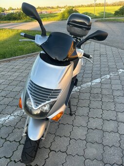 Aprilia Leonardo 150 - 4
