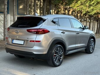HYUNDAI TUCSON 1.6 GDI STYLE/ 69 000km/ FULL LED/ 1.MAJITEĽ - 4