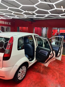Ford fiesta 1.4 TDCI - 4