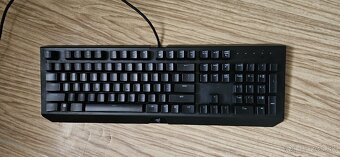 OMEN by HP 880-100nc + komplet sada
 - 4