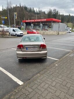 Honda Civic 7g sedan 1.6 v-tec - 4