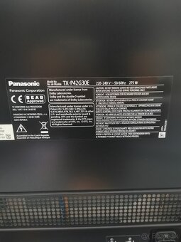 42" Panasonic VIERA TX-P42G30E - 4