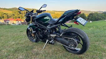 Triumph Street Triple 675 - 4